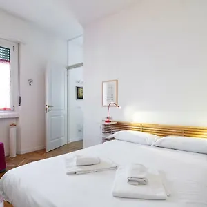  Appartamento Lomazzo Flat Italia